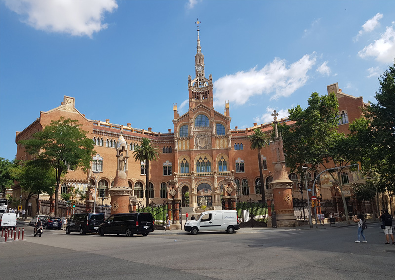 Plaça de Catalunya-barcelona-zapakuj